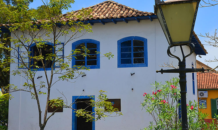 Exposição “Olhares Singulares sobre Itanhaém e Região de Dois Amantes da Natureza”