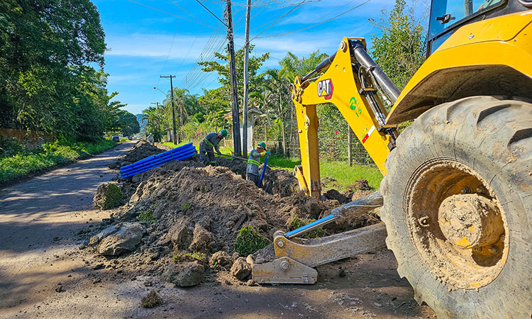 Sabesp inicia obras de extensão da rede de água no Parque Vergara em Itanhaém