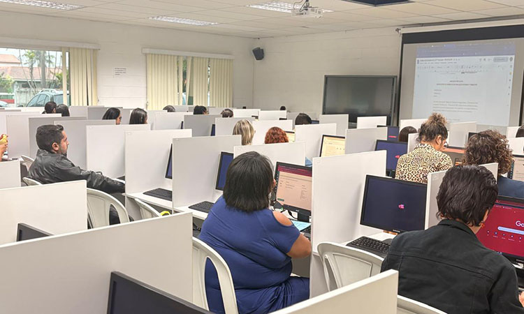 Itanhaém realiza capacitações com foco no SAEB para fortalecer o ensino da Rede Municipal