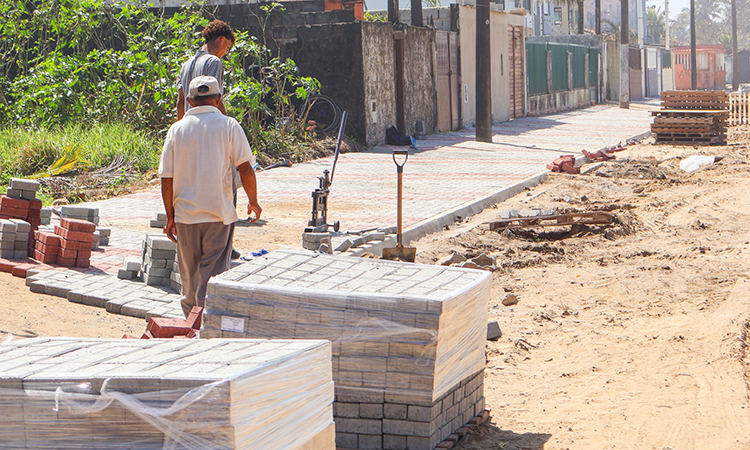 Obras de extensão da Orla do Suarão em Itanhaém avançam
